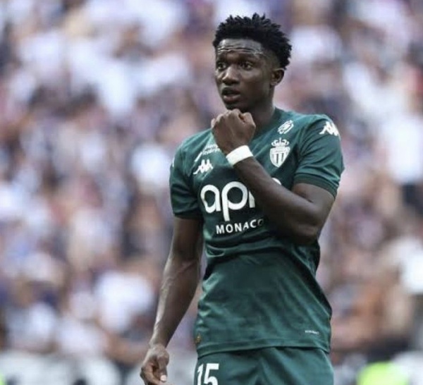 Mercato : Aston Villa cible Lamine Camara pour remplacer Amadou Onana