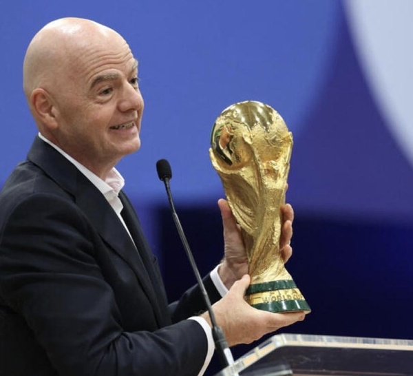 FIFA : Gianni Infantino riposte face aux critiques