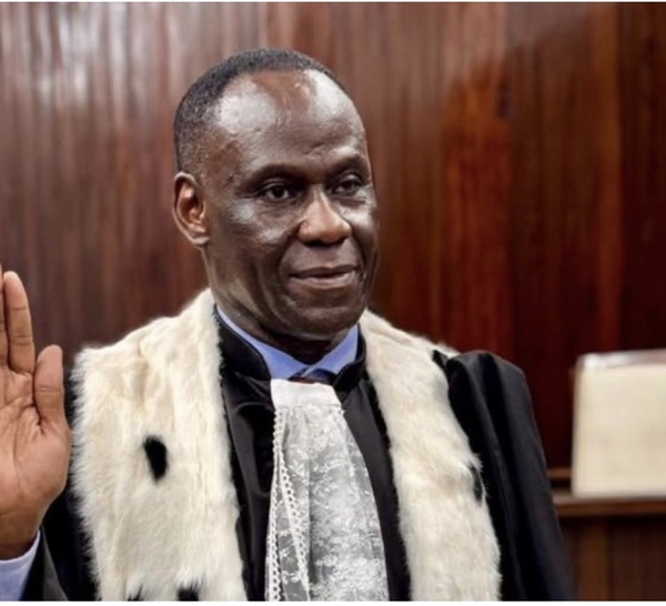 Conseil constitutionnel : Ousmane Diagne prend fonction