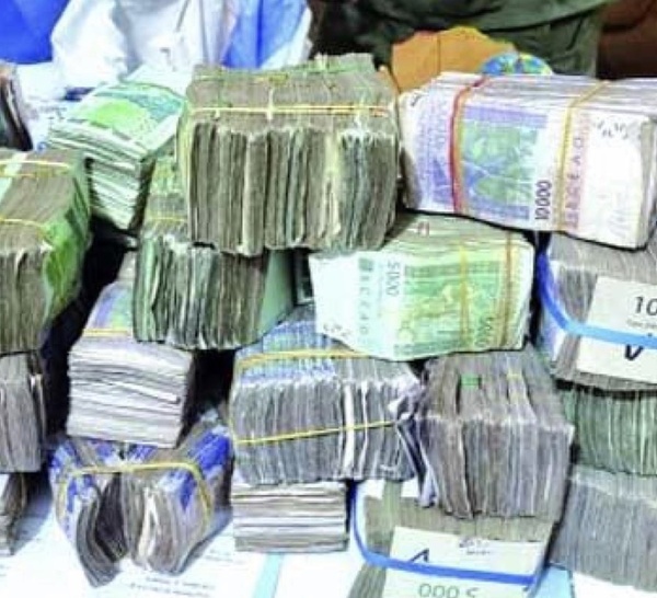 Arnaque financière à Ngaparou : 8,2 millions FCFA volatilisés après un coup de fil WhatsApp