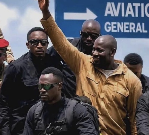 Guinée : Le Président Doumbouya est bien rentré au bercail