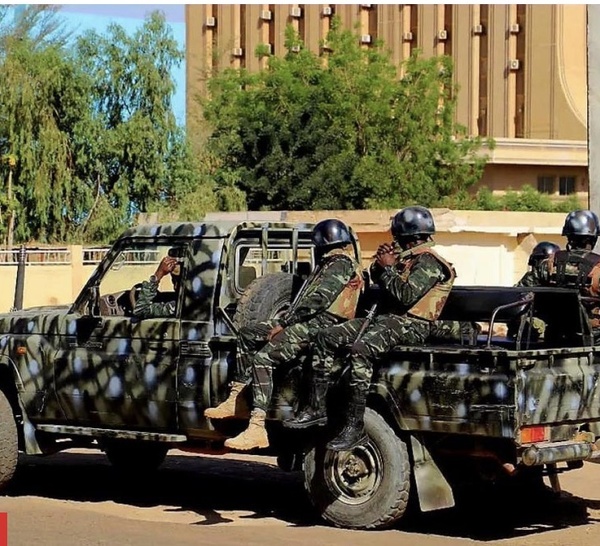Niger : la garde présidentielle a repoussé des mutins au palais présidentiel, affrontements toujours en cours (source sécuritaire basée en Afrique de l'ouest)
