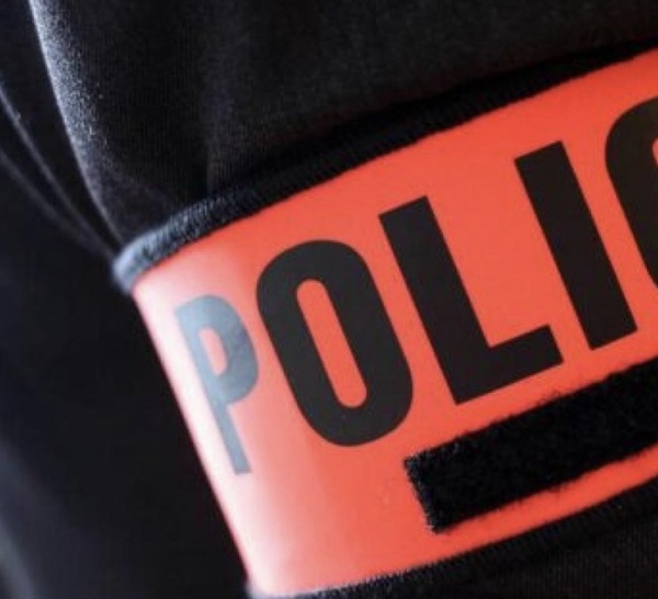 Contrebande à la frontière guinéenne : la police saisit 37 grosses de cigarettes destinées à Médina Gounass