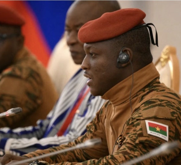 Au Burkina Faso, la junte fait le pari du souverainisme économique et du consommer local