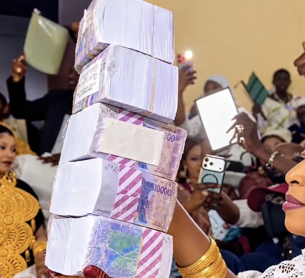 Mariage XXL à 3 milliards FCFA : Qui sont Oumou Sininta et Seydou Diallo, le couple phénomène qui intrigue tout un continent ?