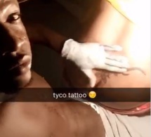 VIDEO FRASQUE: Tyco le tatoo publie les videos intimes de ses clients sur snap aprés son travail.