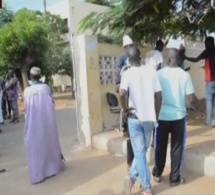 VIDEO: Un homme meurt en voulant s’inscrire pour l’obtention des nouvelles cartes d’identité. Regardez