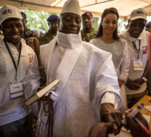 Présidentielle en Gambie : Yahya Jammeh battu, devrait faire prochainement une déclaration à la télévision nationale pour reconnaître sa défaite
