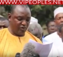VIDEO: La sortie du Président nouveau élu de la Gambie Adama Barrow après les contestations du Président sortant Yaya Jameh. Regardez