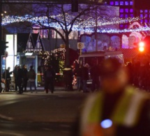 9 morts au moins : Un camion fonce sur un marché de Noël à Berlin, la piste de l'attentat privilégiée
