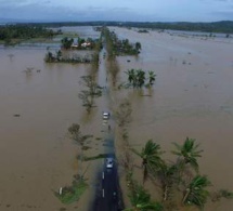 Au moins six morts et 18 disparus après un typhon aux Philippines