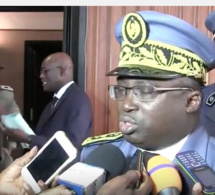 Vidéo : Pape Ousmane Guèye, Dg des Douanes parle des aliments impropres et des médicaments périmés