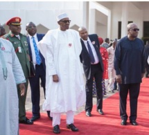 La mission de la Cedeao est arrivée en Gambie pour faire entendre raison à Jammeh