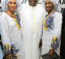 Le Président Gambien Adama Barrow en toute complicité avec ses deux épouses