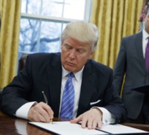 Trump veut se battre après le maintien de la suspension de son décret sur l'immigration