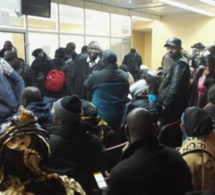 Grosse pagaille au consulat du Sénégal à Paris ce lundi matin: les inscriptions sur les listes électorales retardées faute d'équipes complètes et d'organisation, colère noire des usagers et des parties prenantes
