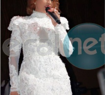 Viviane Chidid tout de blanc vêtue sexy comme toujours!!!
