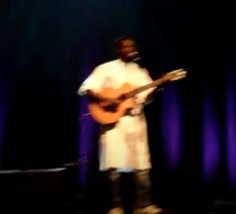BOUBA KIRIKOU CHANTE EN ESPAGNOL A SA FAÇON