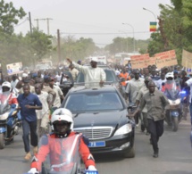 Macky Sall à Kaolack hier: La guerre des pancartes et effigies a fait rage