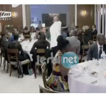 Vidéo - Youssou Ndour et Coumba Gawlo Seck mangent à une même table...
