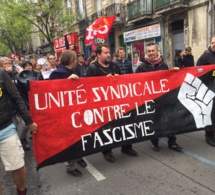 Affrontement entre  policiers et anti Marie Le Pen à Bordeaux.
