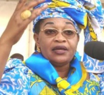 COMITE DIRECTEUR DU PDS: Le sms d’Aïda Mbodj qui fait rire…