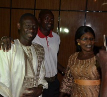 Les premiéres images du "Gala diner show" avec Pape Diouf et la génération consciente en Gambie.