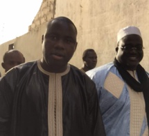Serigne Abdou Lahat Gaindé Fatma, chargé de la com du grand Magal de Touba en compagnie de Serigne Abdourahmane de feu Serigne Kosso à Mbao.