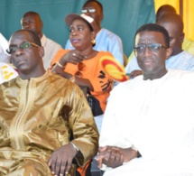 Abdoulaye Diouf Sarr pose la première pierre du Lycée de Yoff
