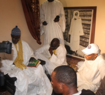 Œuvre Sociale-Thierno Ba Fait Un Don De 10 Tonnes De Ciment À La Maison De Serigne Touba De Yeumbeul Sud