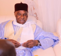 Abdoulaye Wade « j’ai quitté le pouvoir avec 700 000 francs, UN roi m’a offert 5 milliards