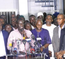 Médias internationaux sur le scrutin sénégalais: RFI souligne les "problèmes d'organisation, ce qui n'est pas habituel au Sénégal"