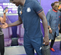 VIDÉO: Kara Mbodj homme du match Anderlecht 1 vs Kwo 0, la joie des supporters devant le stade.