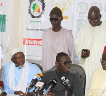 Conférence de presse  UNACOIS avec Pape Diouf pour la soirée du 18 aout au grand theatre.