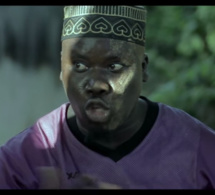 Suite à une rumeur de sa mort, le comédien Diop Fall se porte à merveille… Écoutez
