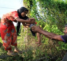 Au moins 3.000 Rohingyas musulmans ont fui la Birmanie pour le Bangladesh
