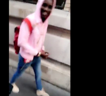 VIDEOS: Le petit "Dokhantou" de Waly Seck sur les champs Elysées à Paris