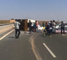 Accident sur l’autoroute à péage près du centre Abdou Diouf à Diamniadio