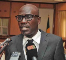 Seydou Guèye, porte-parole du gouvernement, « le Président Macky Sall a pris la décision de faire l’aéroport de Dakar, un aéroport militaire »
