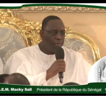 Vidéo-Touba: En l’absence du Khalife général, le Président Macky Sall reçu par...
