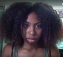 Une étudiante raciste se venge de sa coloc noire, en utilisant du sang menstruel...