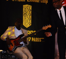 6 Ans après Youssou Ndour retrouve Habib Faye sur scéne en mode folk au gala de l'African Leadership Awards au Meridien Etoile - Paris