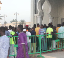 [12 Photos ] A 48 heures du Magal, les fidèles se bousculent devant le mausolée de Serigne Saliou … Regardez