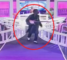 (Vidéo) Quand Souleymane Faye , en colère, boude en direct le plateau de Tout est là !