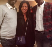 Anne HIDALGO, maire de Paris, a rendu une visite de courtoisie à Youssou Ndour dans sa loge à Bercy en compagnie de Jonshon Mbengue.