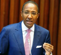 Abdoul Mbaye et ses militants dénoncent la "précipitation" du pouvoir