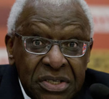 Corruption IAAF: Lamine Diack reste interdit de quitter le territoire français