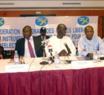 Rencontre houleuse des cadres du Pds: Doudou Wade « sauve » Abdoul Aziz Diop