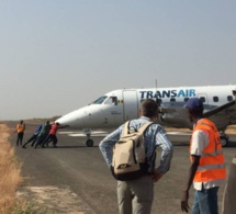 Du jamais vu ! Le vol TRANSAIR incapable de faire marche arrière : ses passagers en mode “pousse-pousse”