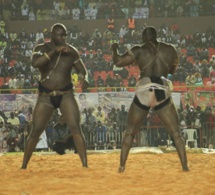 Modou Lô bat Lac de Guiers 2 et remporte le drapeau Sargal Macky Sall